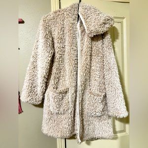 Kenzie soft plush coat. Size L/XL